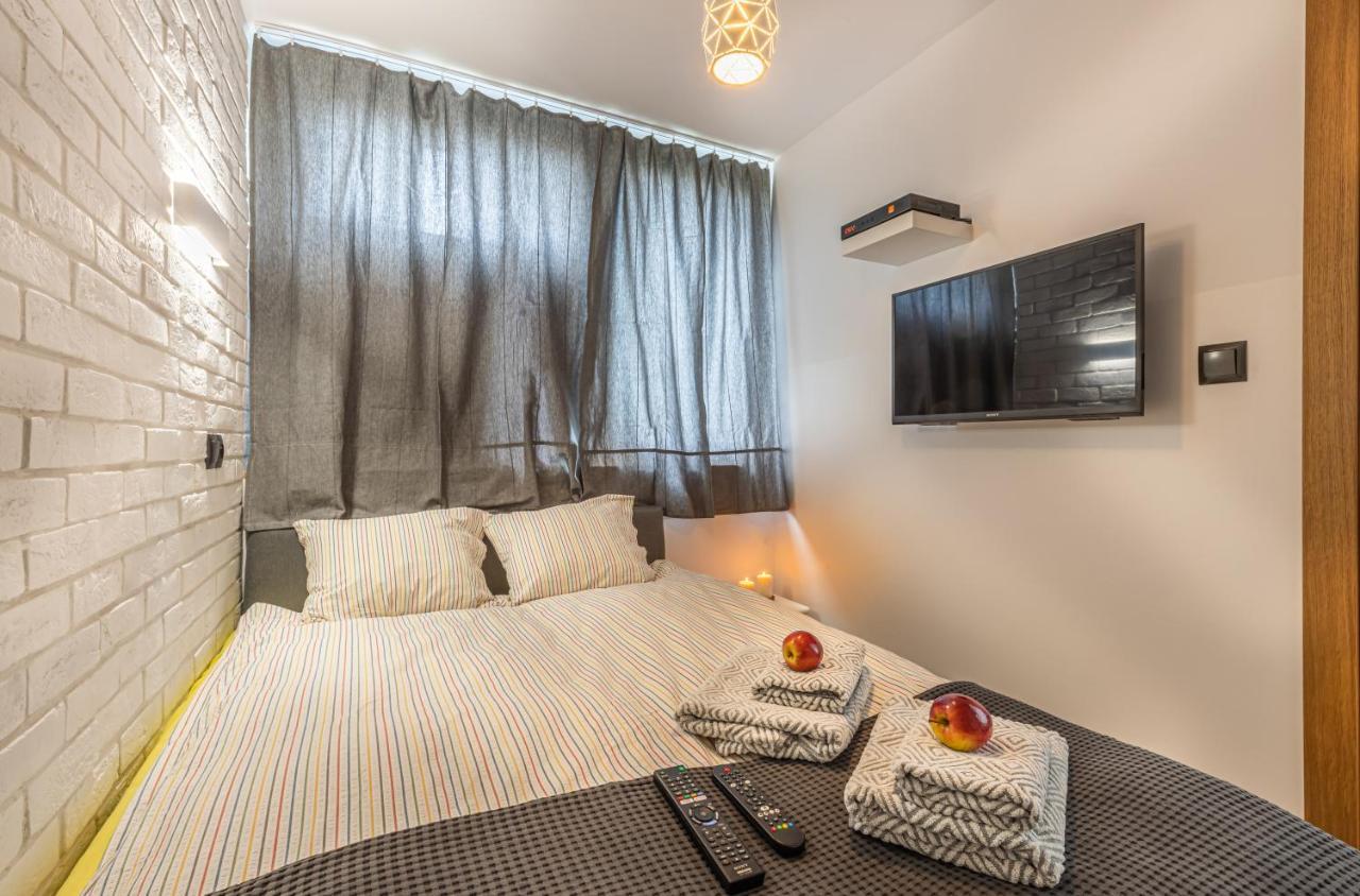 Apartment Strict Warsaw Center - Metro,Free Parking Экстерьер фото